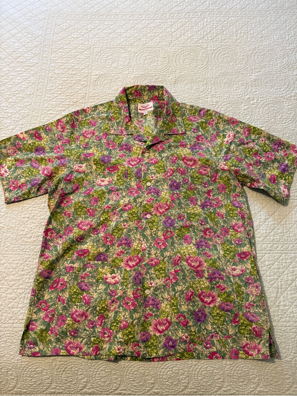 Battenwear Five Pocket Island button down camp shirt. Size large.